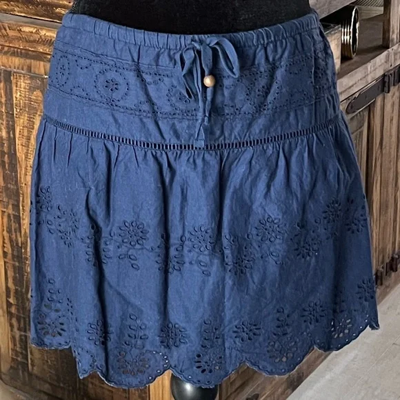 NWOT Aerie Eyelet Skirt - Picture 8 of 9